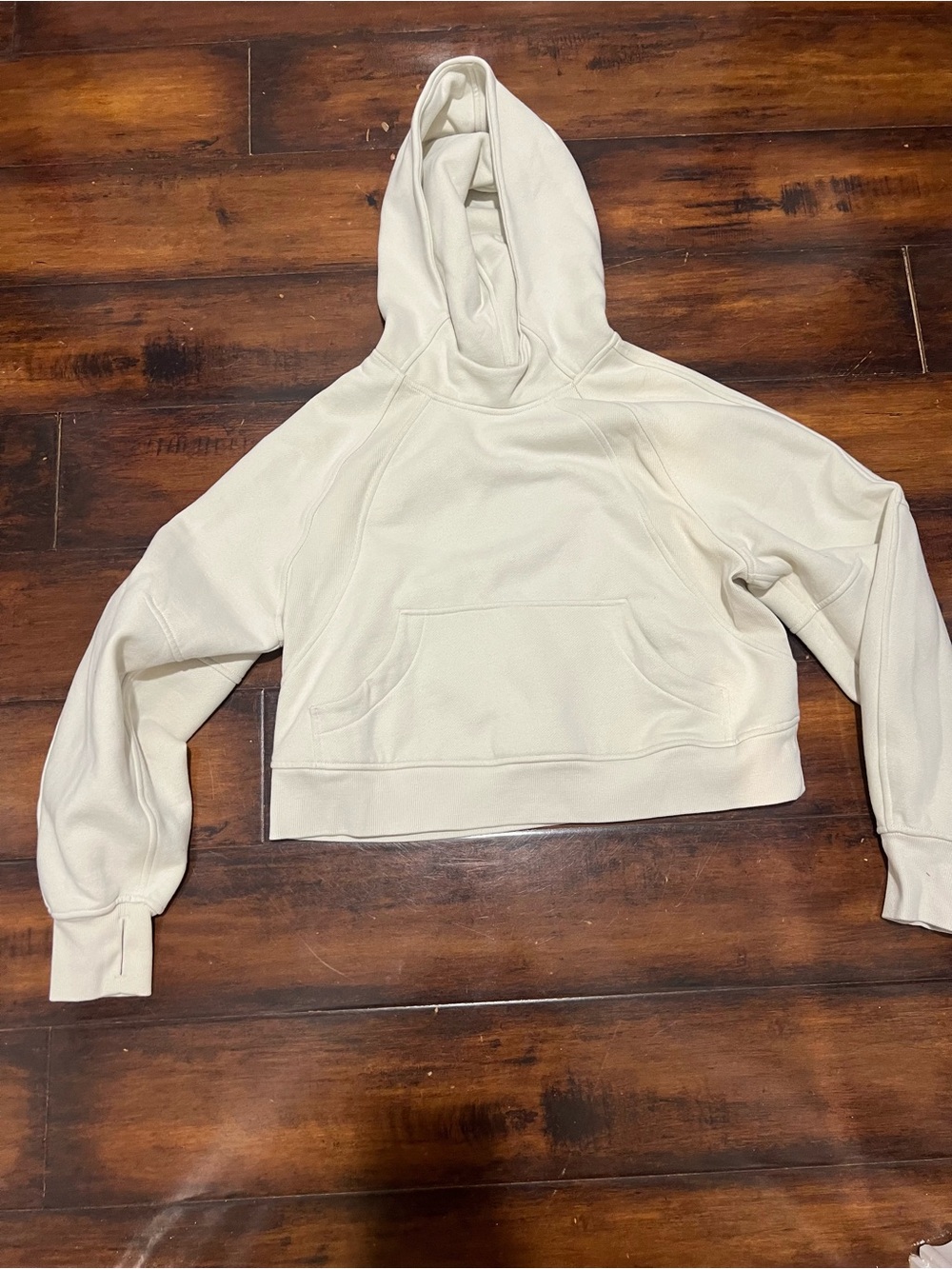 Cropped Cream Hoodie - Lululemon